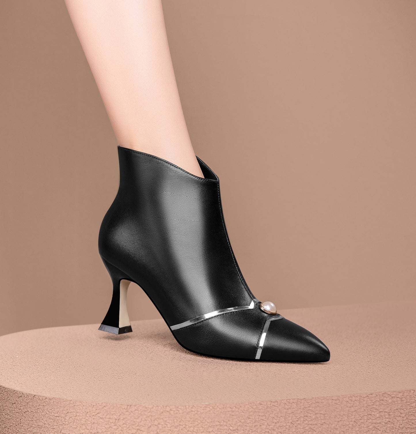 Nine Seven Handmade Women's Genuine Leather Side Zip Up Spool Heel Pointed Toe Elegant Ankle Boots